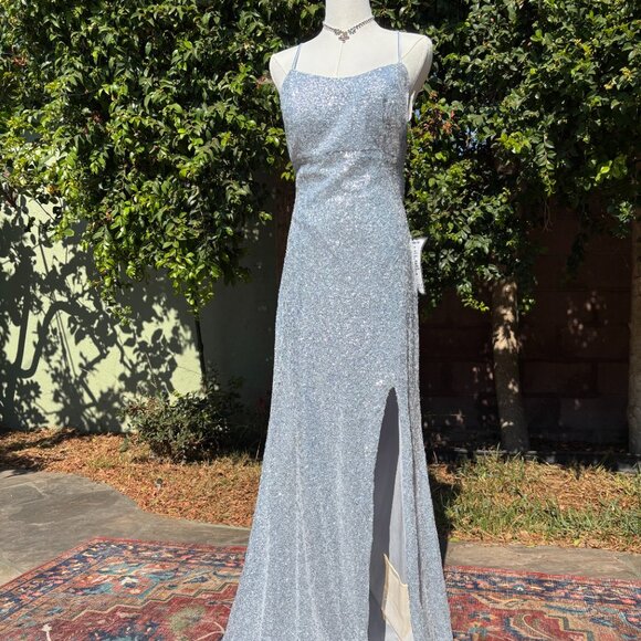 Betsy & Adam Silver Sequin Gown Light Blue Ice Silver Size 8 NWT Prom - Picture 7 of 10